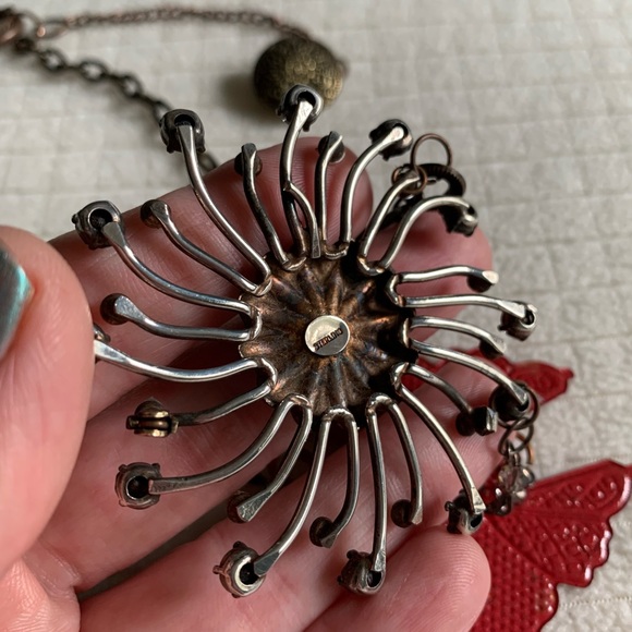 Artisan red butterfly necklace - Picture 5 of 14